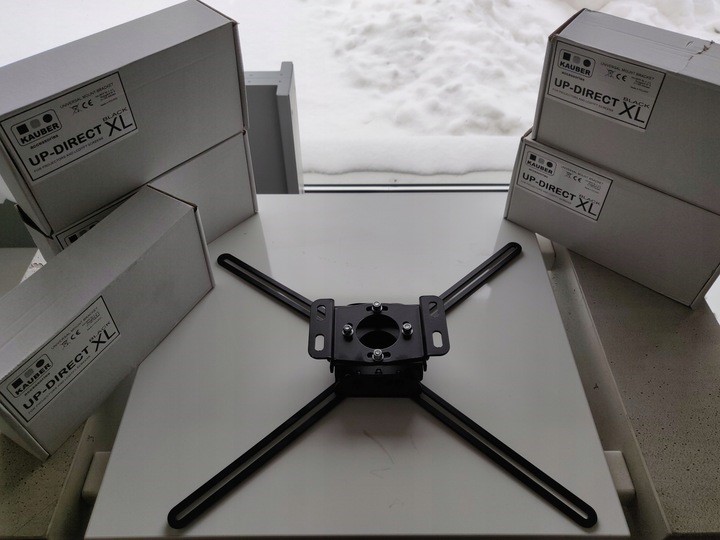 Kauber Ultradirect XL uchwyt do projektora czarny